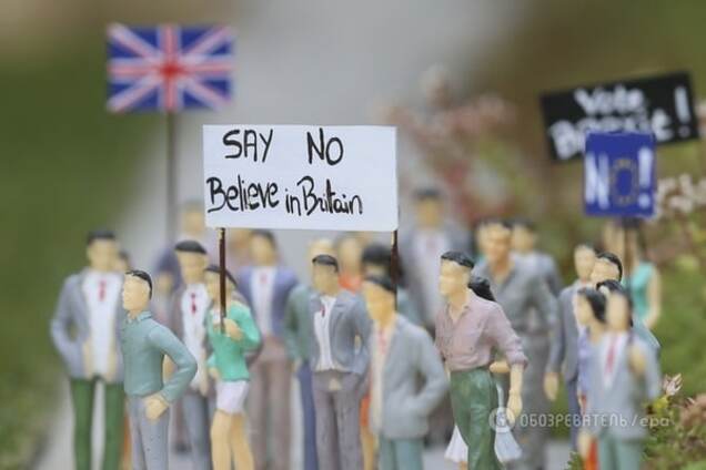 Инсталляция в парке миниатюр в Брюсселе