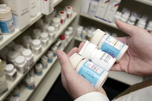 Те, що лікар прописав: чи отримають українці дешеві закордонні медикаменти