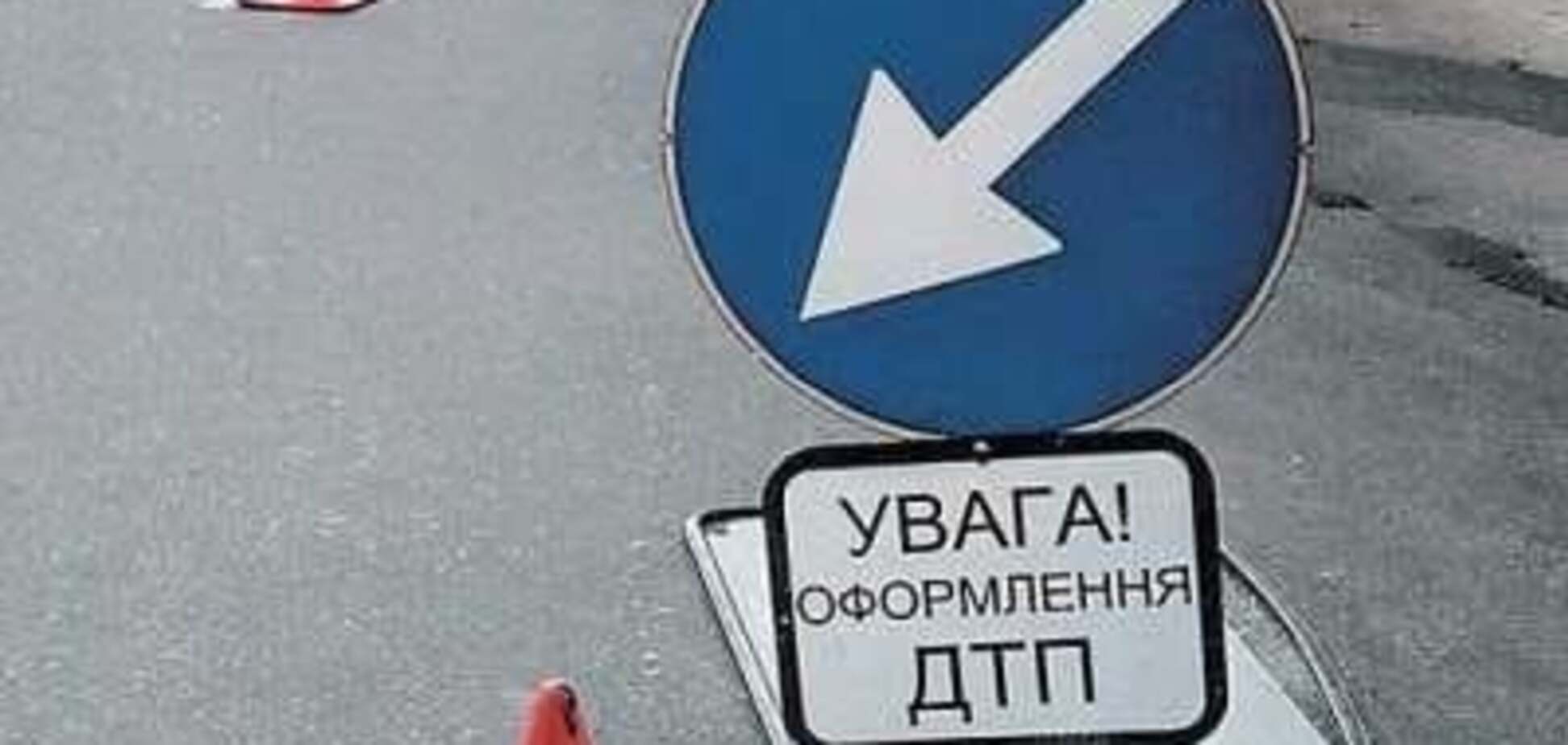 Смертельна ДТП: на Буковині мотоцикл злетів у кювет