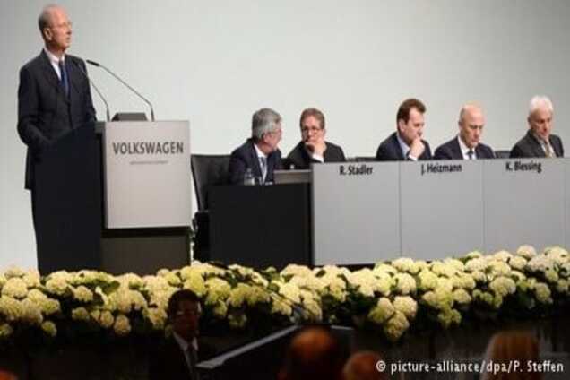 VW обіцяє розібратися зі звинуваченнями на адресу Вінтеркорна та Дісса