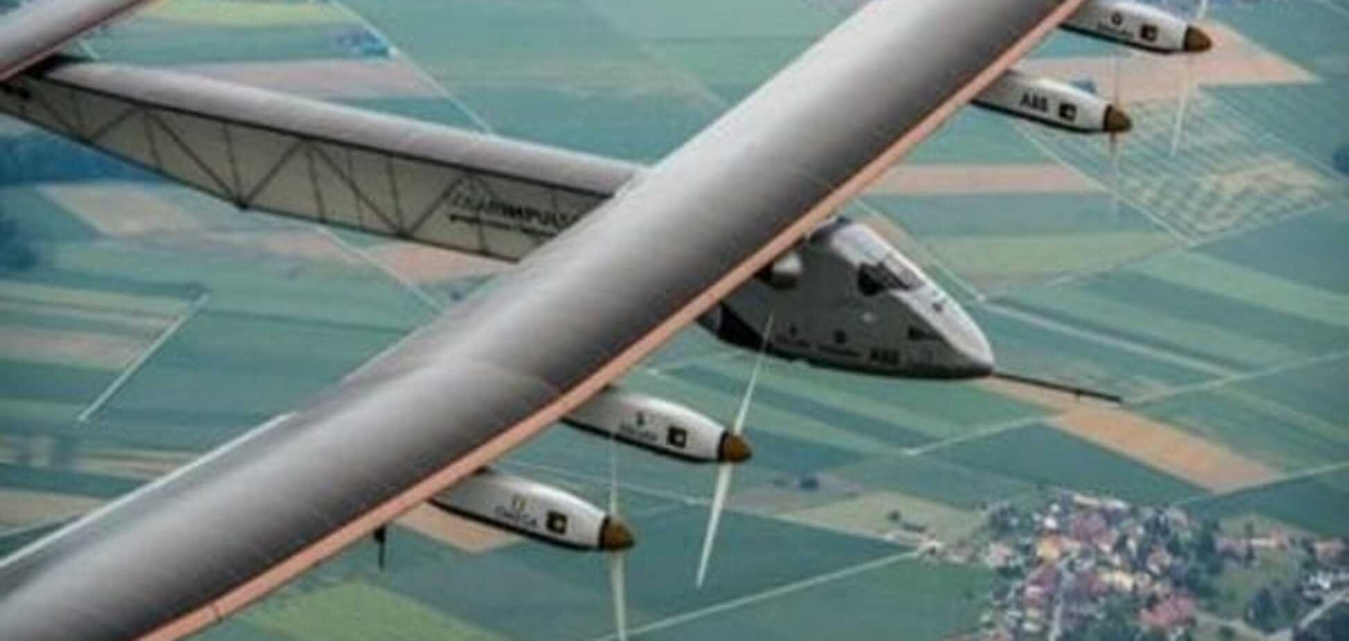Solar Impulse 2 перетнув Атлантичний океан і приземлився в Севільї