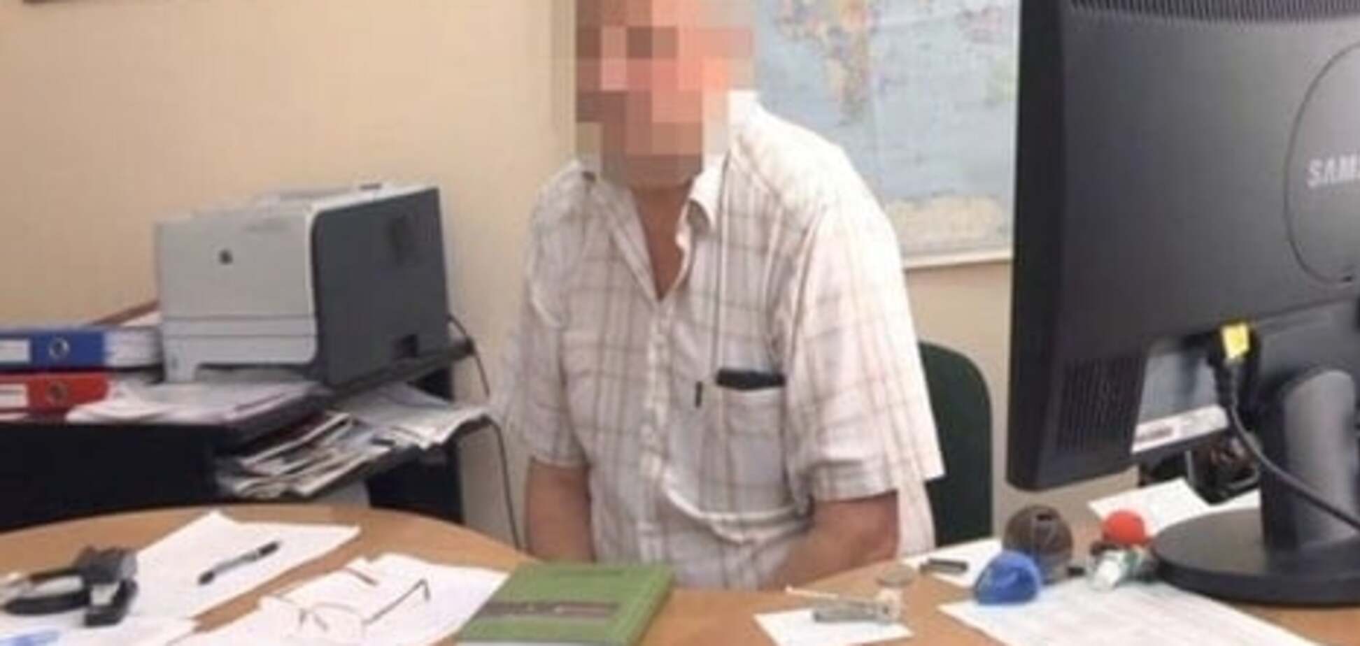 Инспектор Регистра судоходства Украины был задержан на взятке 