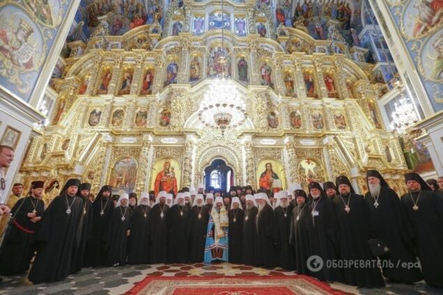 лавра священники