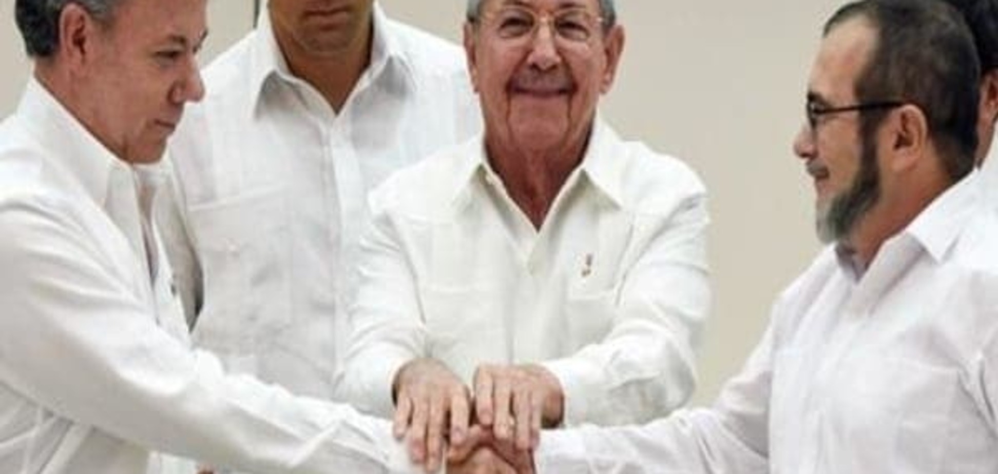 Влада Колумбії підписала історичне перемир'я з повстанцями