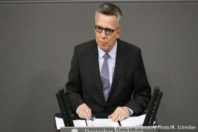 Опозиція вимагає відставки глави МВС Німеччини