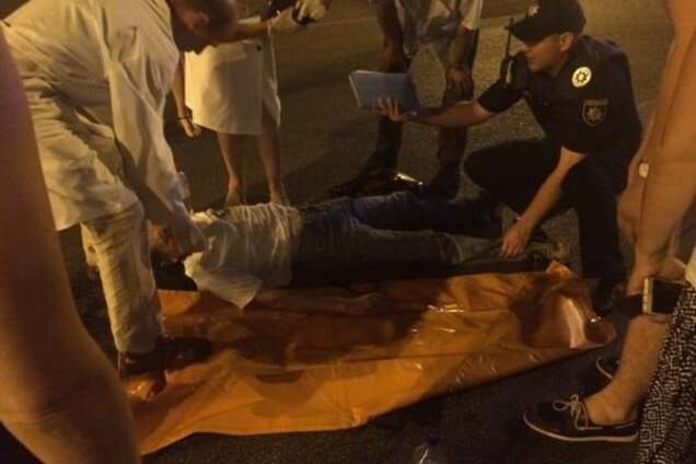 ДТП в Днепре: под колеса джипа попал пешеход