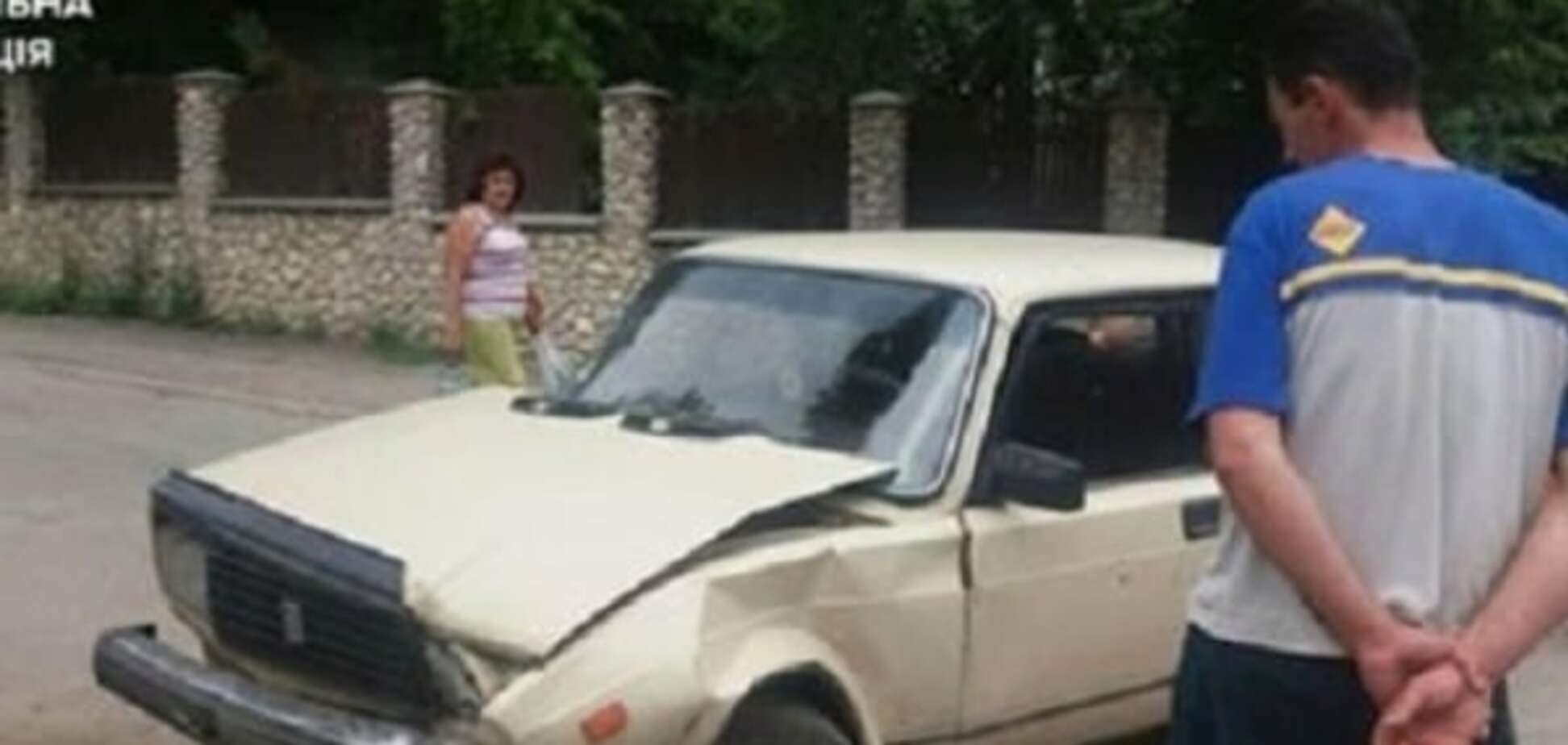 ДТП у Тернополі: 'російське авто' з п’яним водієм влетіло у дерево