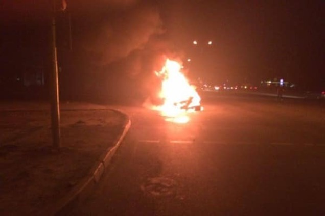 Огненное ДТП во Львове: после столкновения с маршруткой Opel сгорел дотла. Опубликованы фото