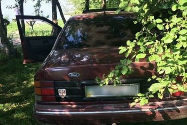 Автомобиль