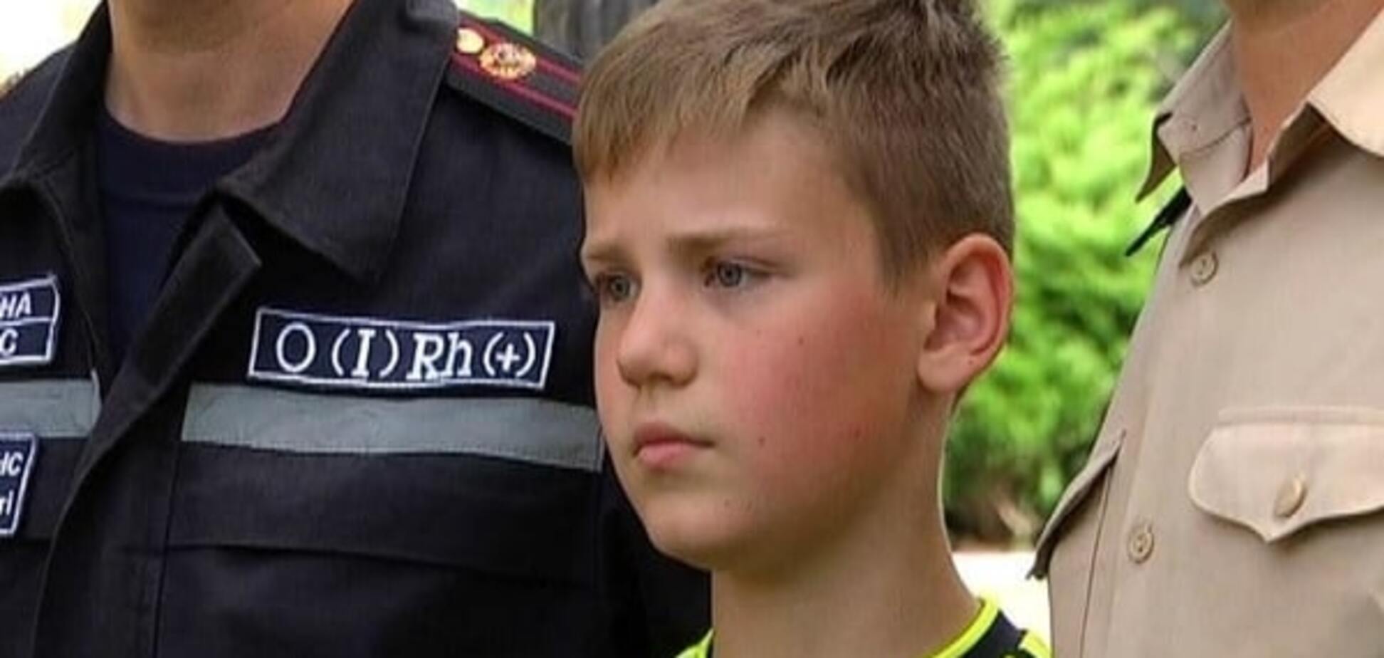 Юний герой: на Волині 10-річний хлопчик врятував дівчинку, яка впала у став