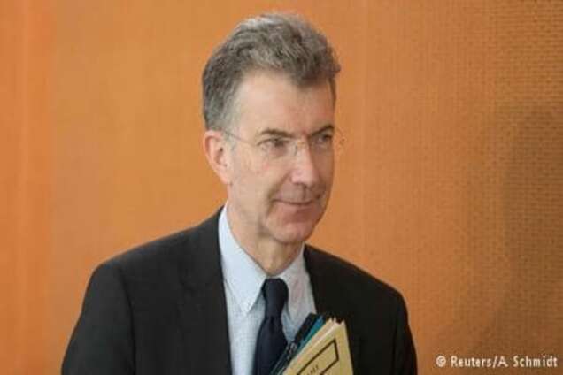 Радник Меркель: Знімати санкції з Росії ще занадто рано