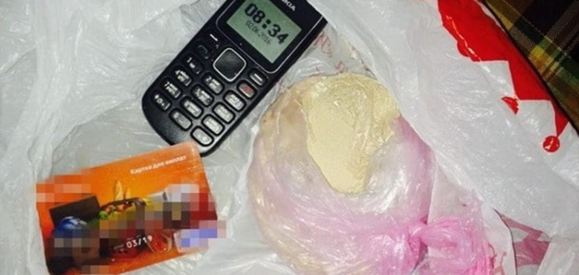 'Зэкам' обломали 'кайф': на Одещине СБУ ликвидировало канал поставки наркотиков сотрудниками СИЗО. Фото