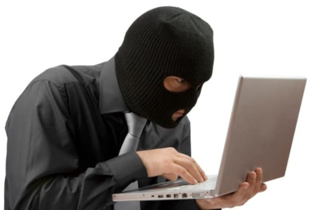 Охота на совесть: как в России запугивают интернет-критиков Путина