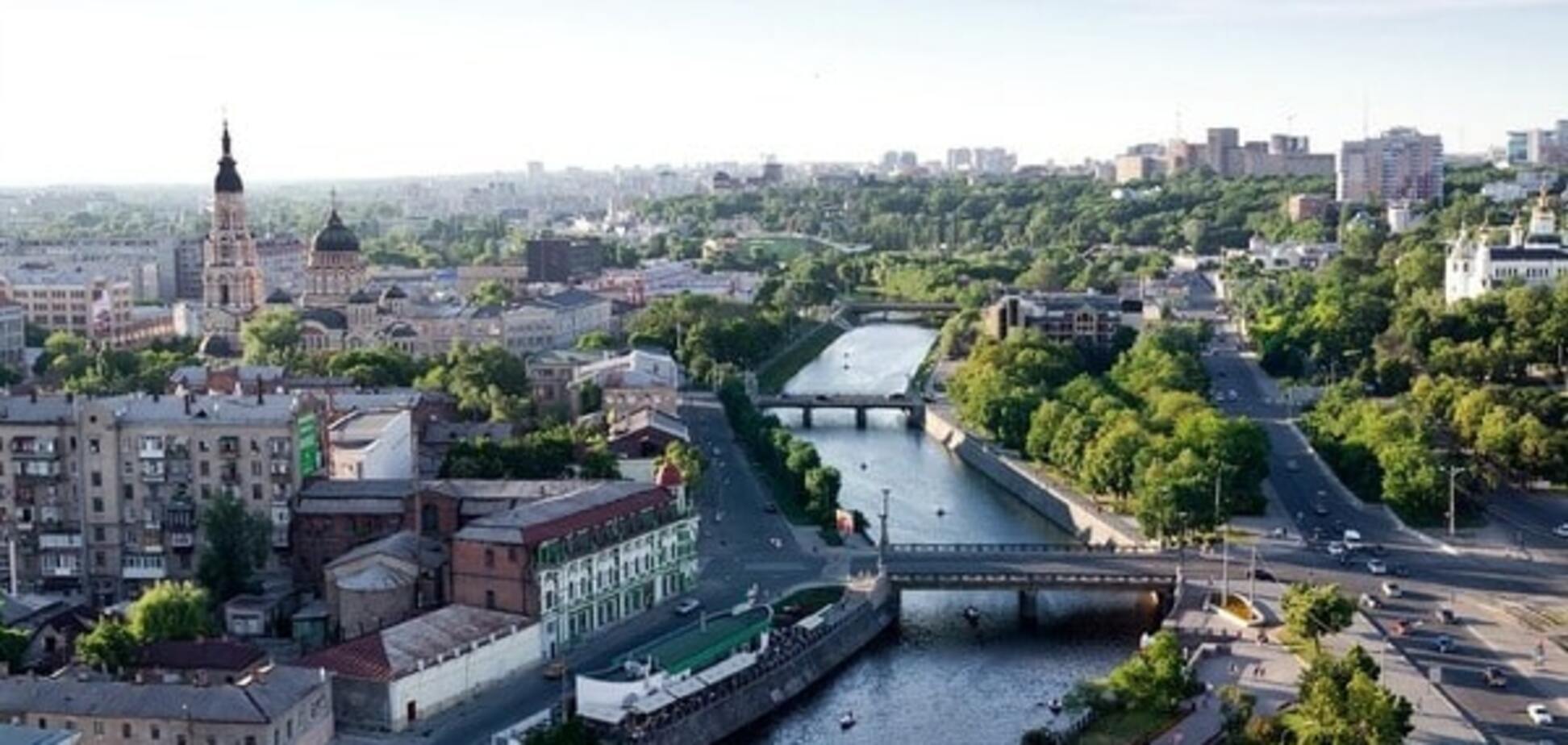 Харьковчане все меньше доверяют власти из-за войны, экономики и 'Металлиста'