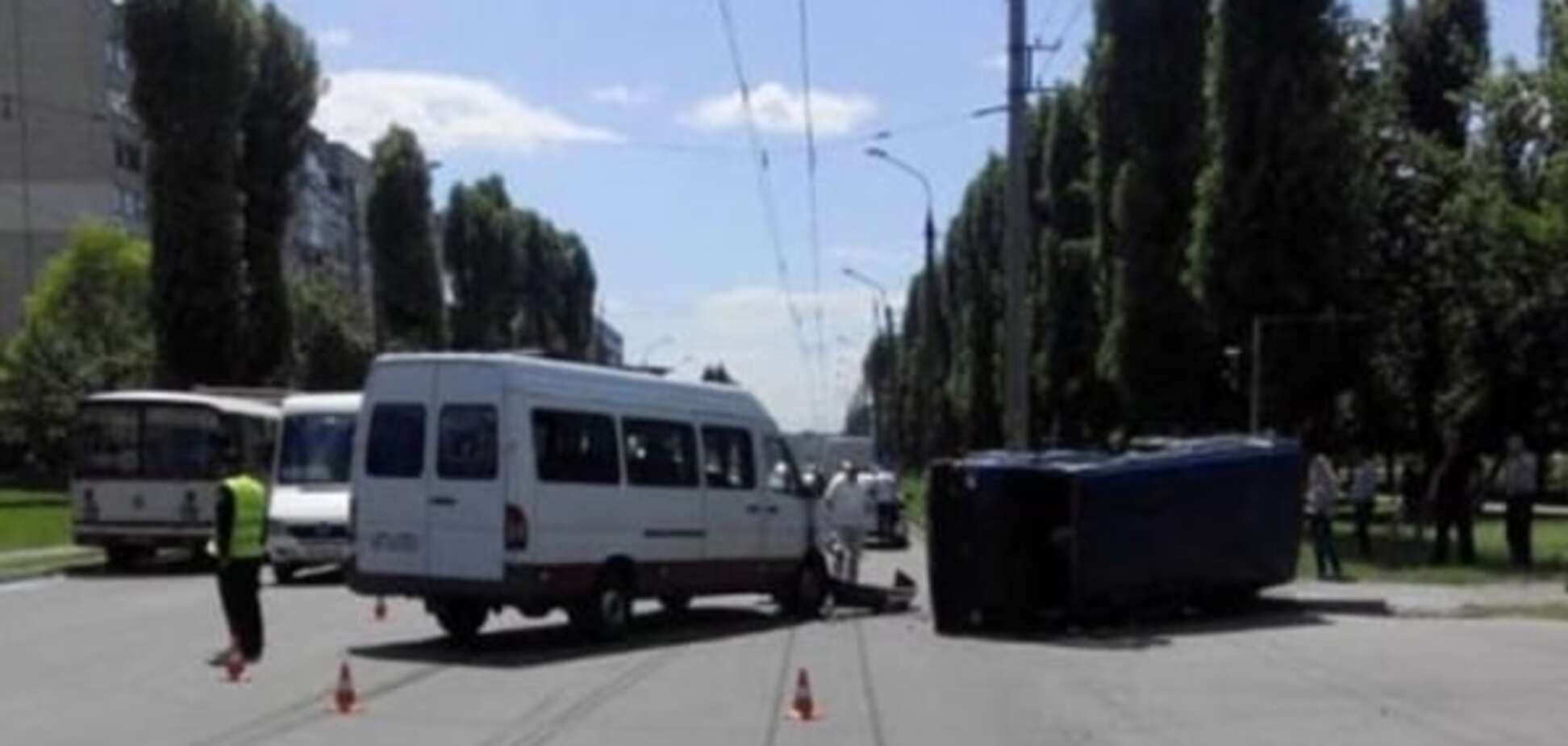 На Полтавщині сталася ДТП за участю маршрутки, є постраждалі