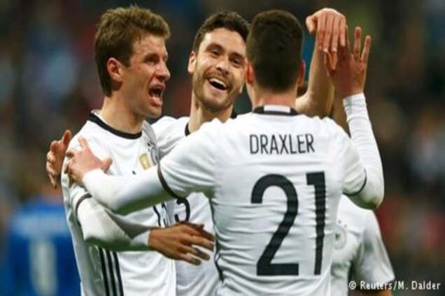 Німецькі футболісти отримають за перемогу на 'Євро-2016' по 300 тисяч євро