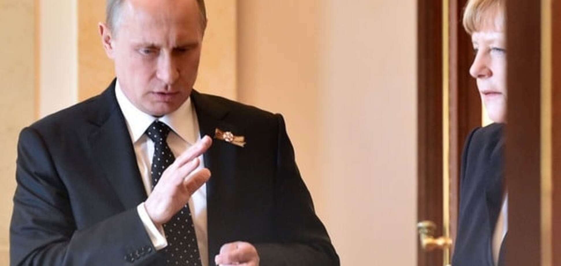 Перед Кремлем стоит несколько вызовов