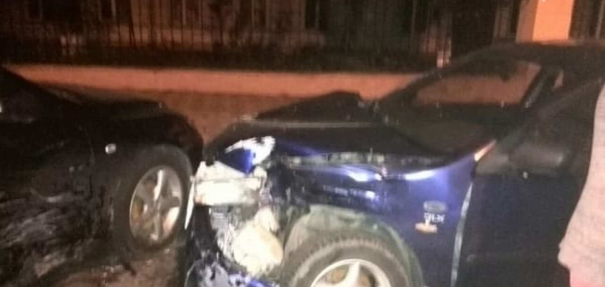 Езда без правил: в Одессе ищут водителя джипа, который в ДТП повредил 6 машин   