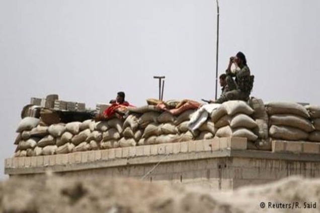 Сирія: перший день роботи парламенту на тлі продовження боїв