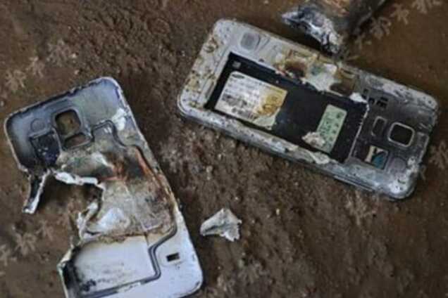 Взорвался телефон