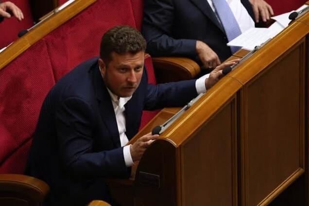 Антон Яценко