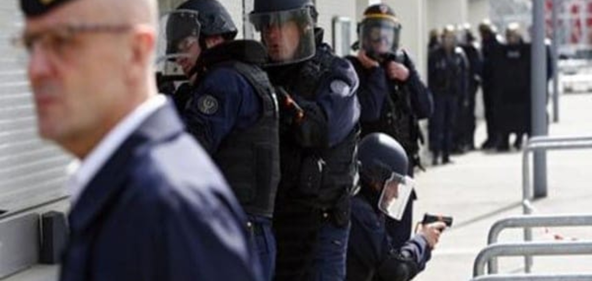 Уряд Великобританії попередив про терористичну загрозу під час 'Євро-2016'