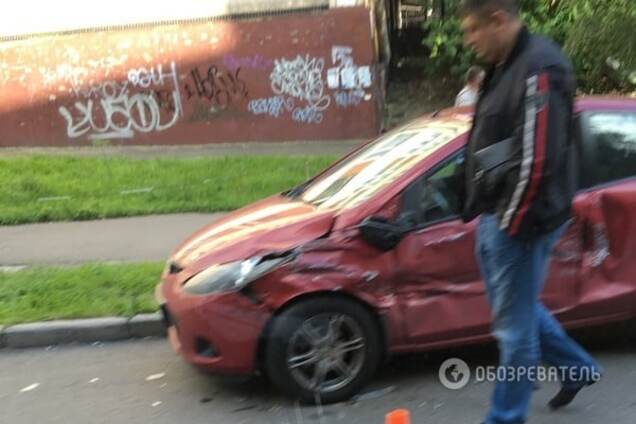 Разбитая машина