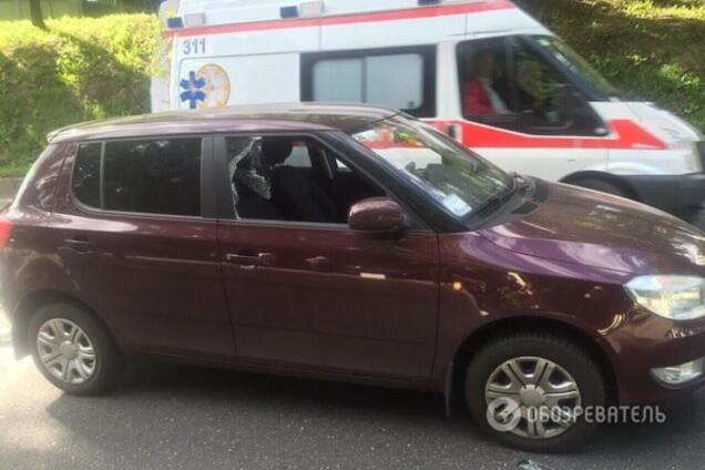 розбитий автомобіль