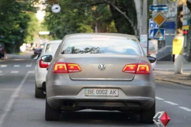 'Робив петлі' і порушував ПДР: у мережі з'явилося відео 'втечі' Героя України, який попався на хабарі