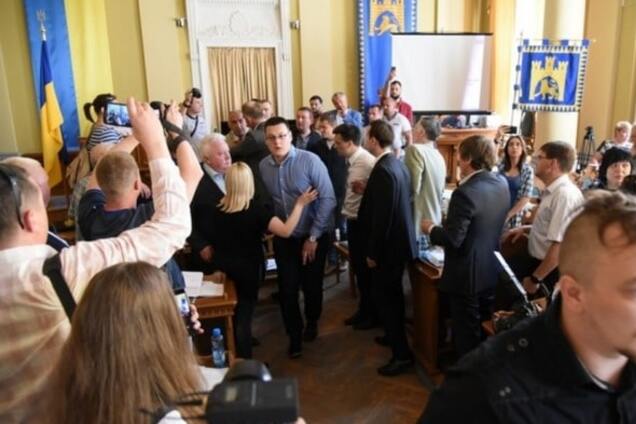 Потасовки во Львове