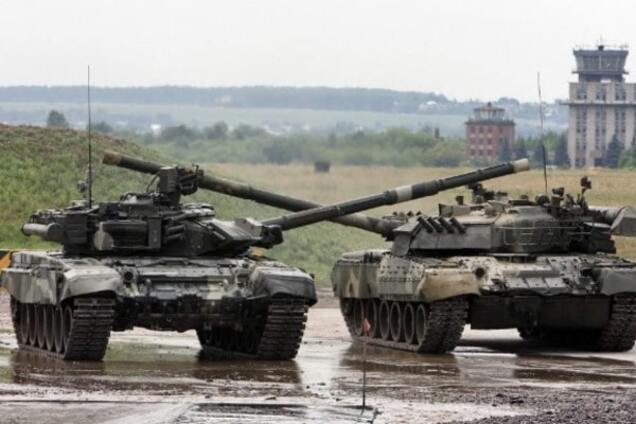 Російські танки на Донбасі