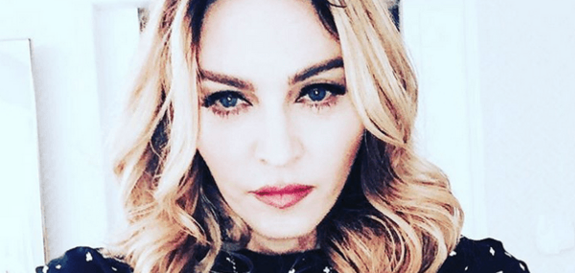 Мадонна сделала селфи