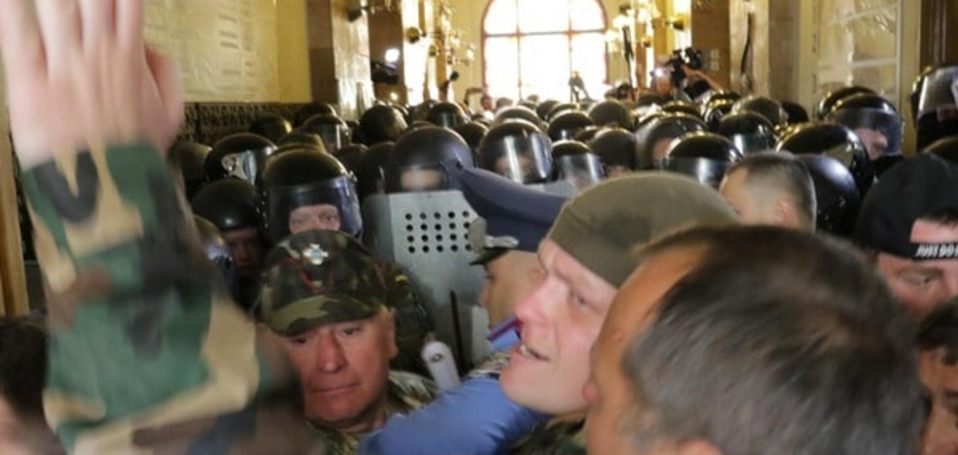 штурм Львовского горсовета