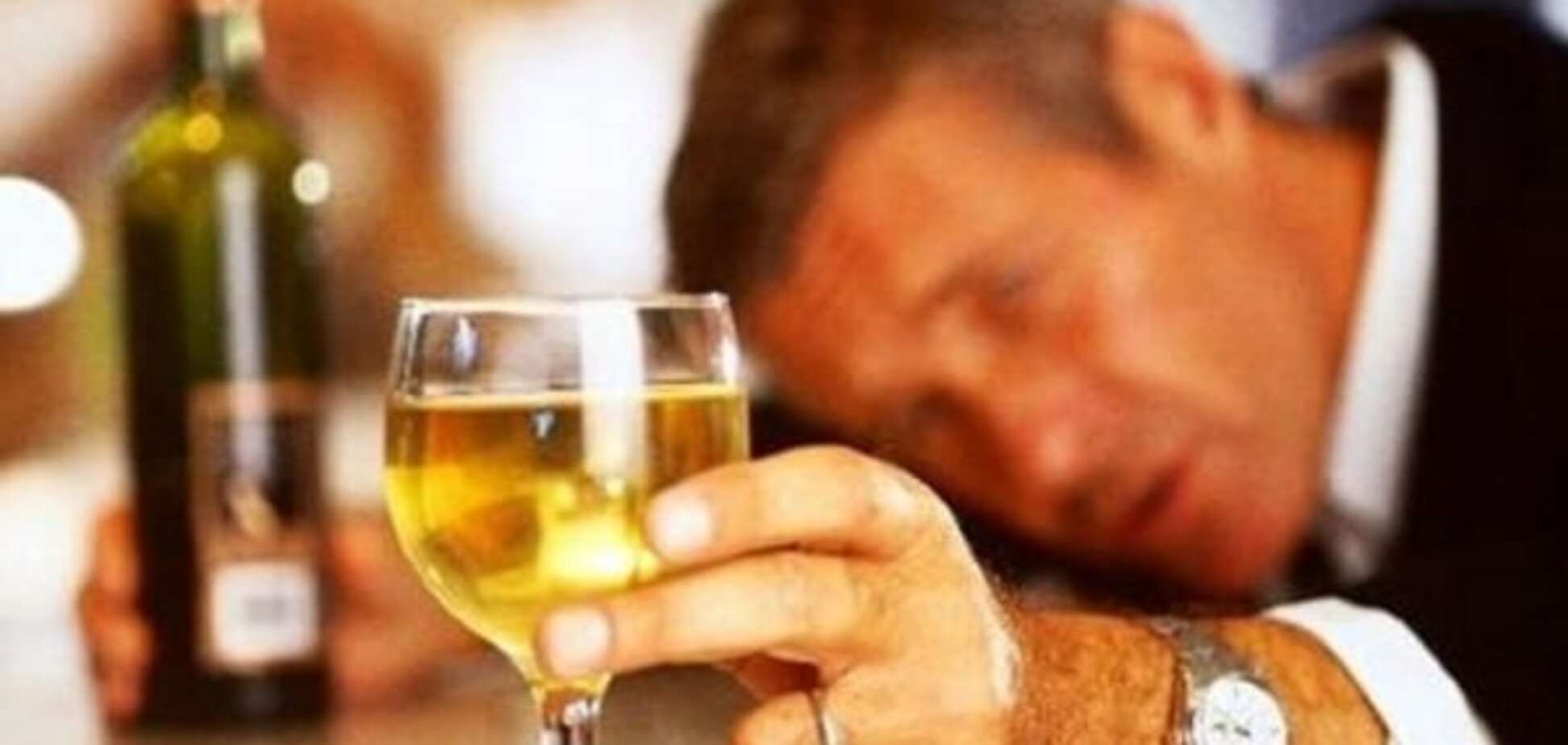 Алкогольная зависимость: ученые назвали главную причину
