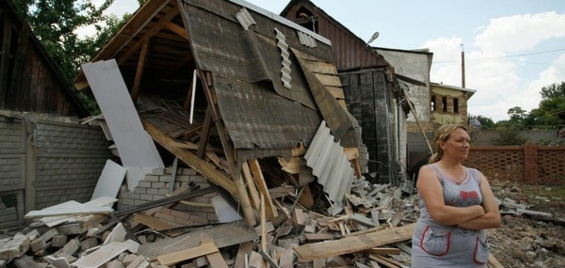 Разрушенный дом на Донбассе