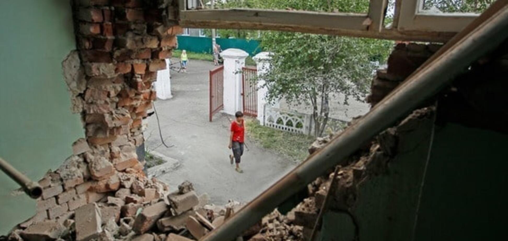 Разрушенный дом на Донбассе