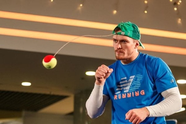 Александр Усик