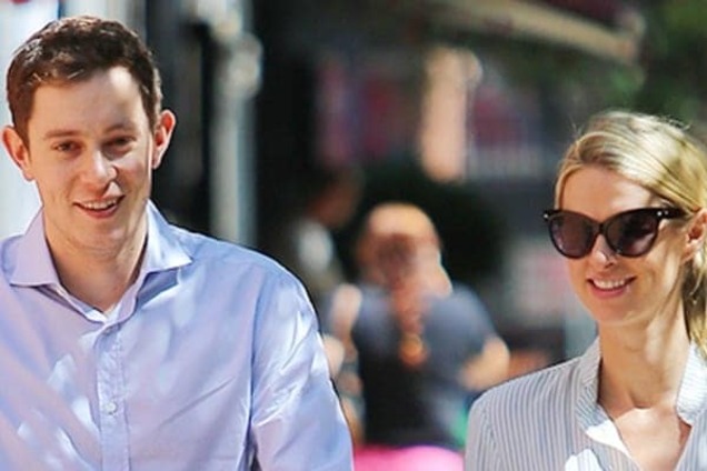 Никки Хилтон и Джеймс Ротшильд впервые замечены на прогулке с дочерью