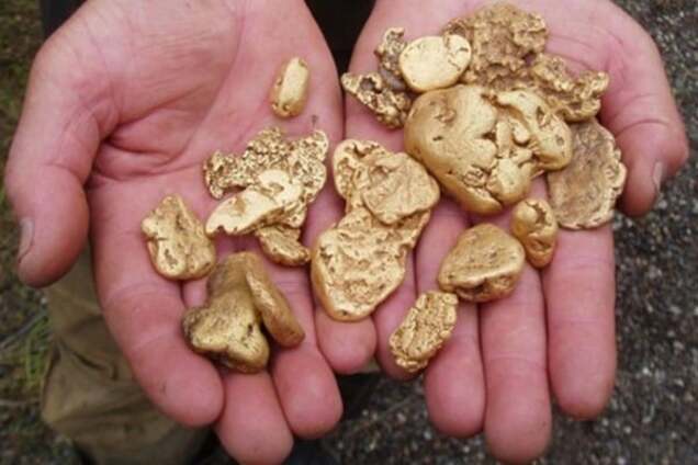 Лайфхак: добываем золото из компьютерных микросхем в домашних условиях. Видео