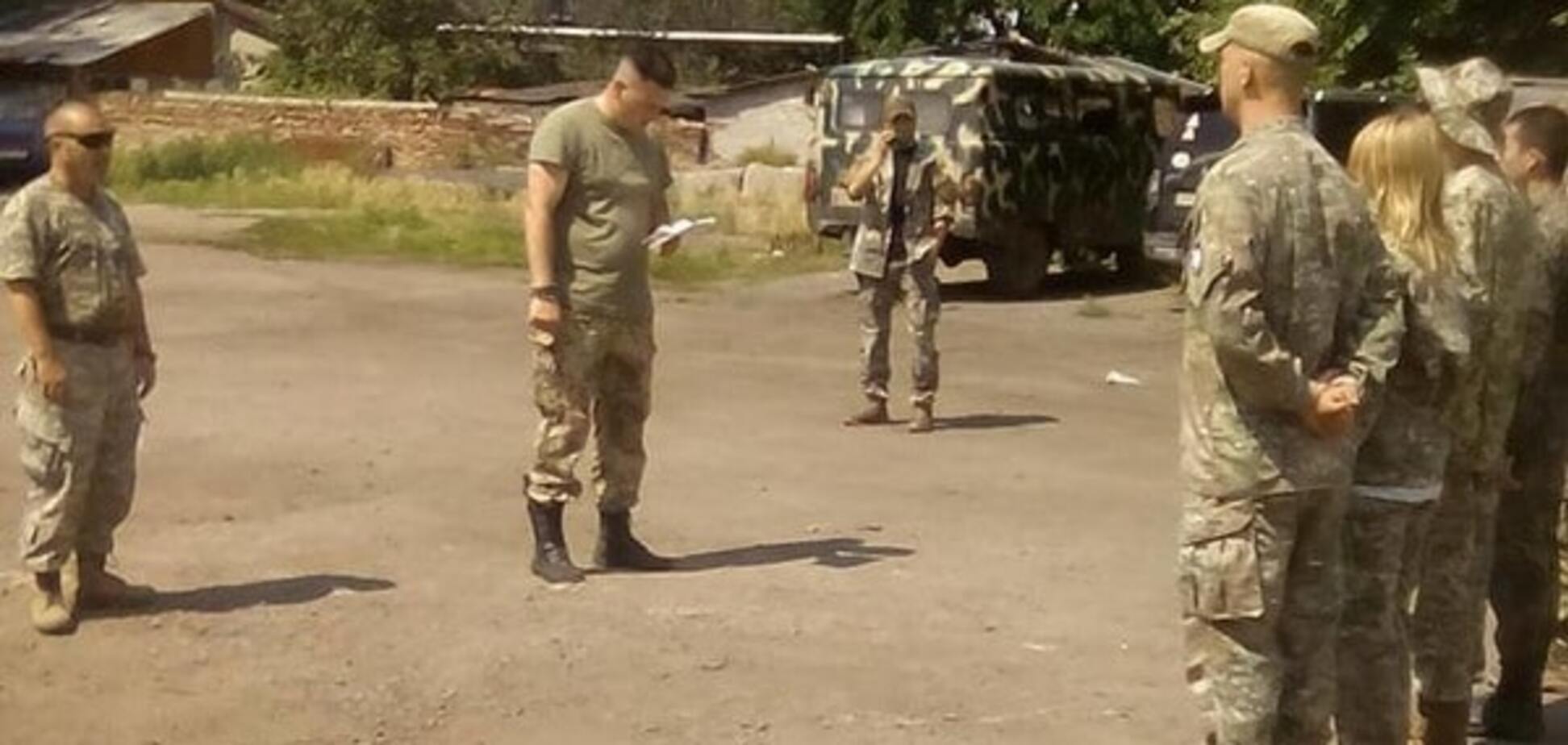 Добровольцы