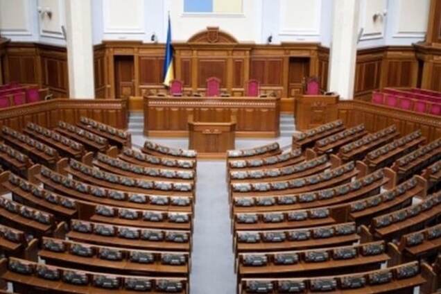 Народні депутати мали би працювати на громадських засадах