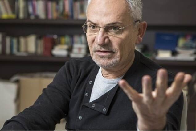 Савик Шустер