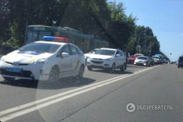 Автомобили