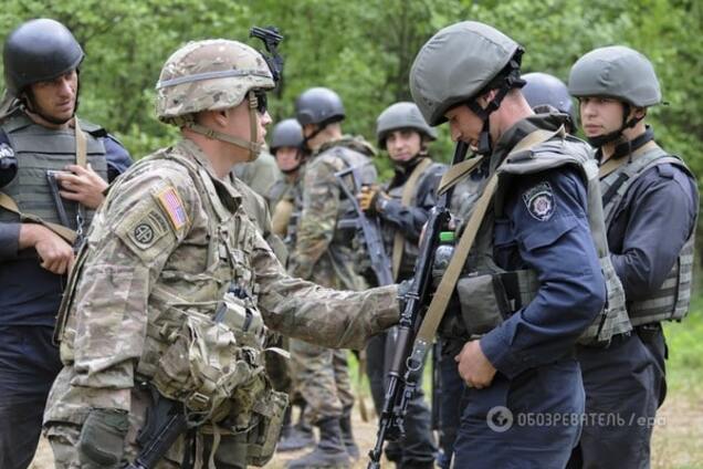 Помощь США Украине