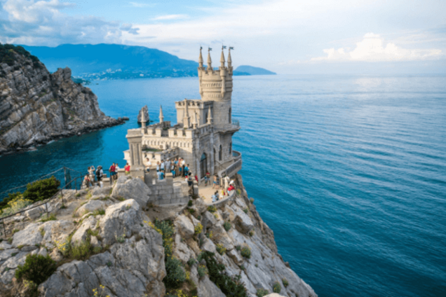 Ласточкино гнездо