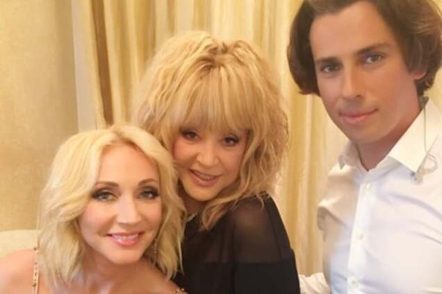 Семейная идиллия: Пугачева и Орбакайте посетили бенефис Галкина на 'Славянском базаре'