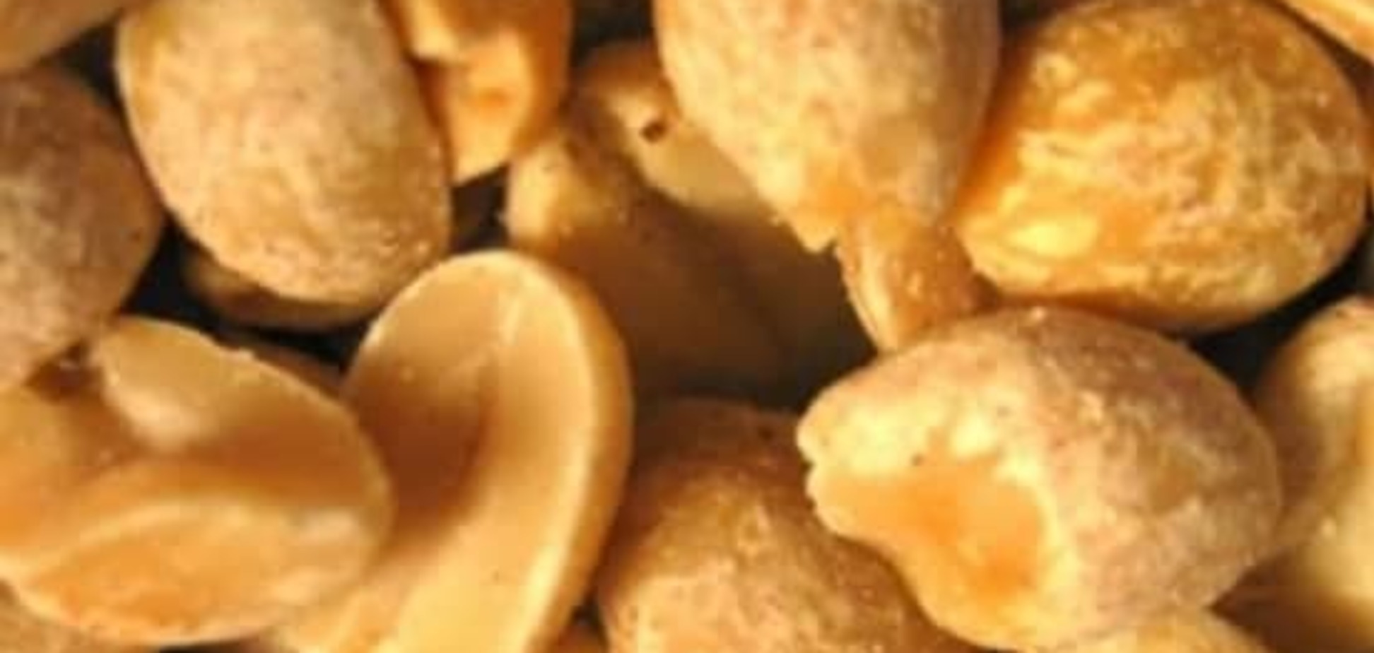 Ученые рассказали, почему нужно каждый день есть арахис