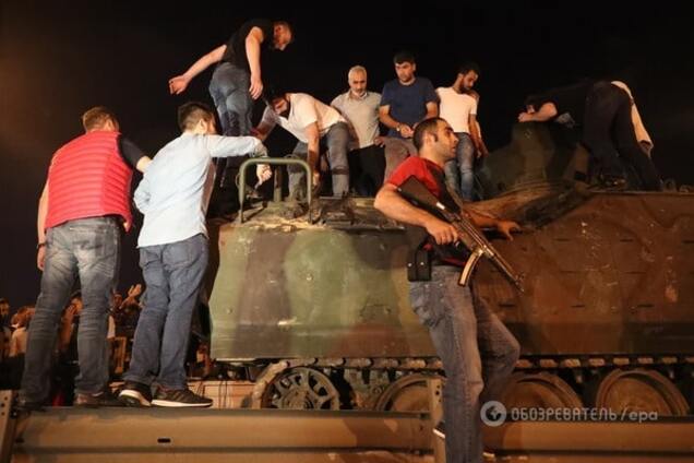 Переворот в Турции: что-то здесь нечисто