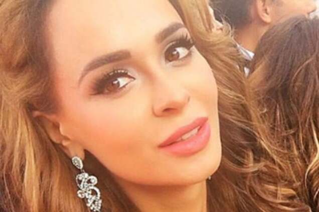 Анна Калашникова пытается вернуть Шаляпина с помощью магии