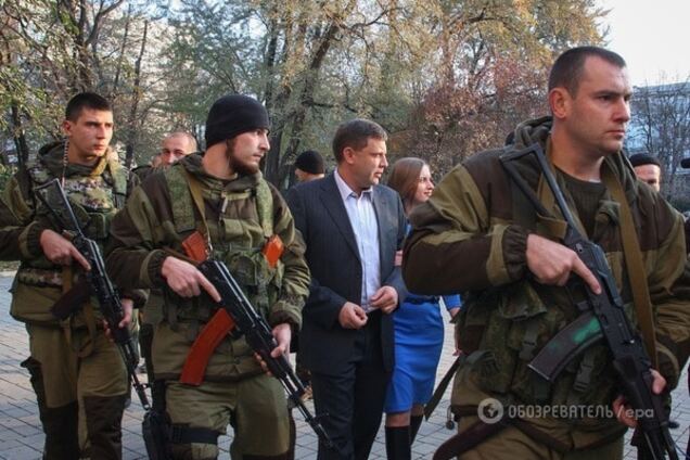 Ватажок терористів \'ДНР\' Олександр Захарченко з охороною